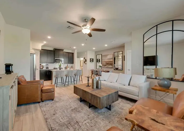 3bd Townhome Tavolo Pk F Worth Fw001 Holiday home Fort Worth