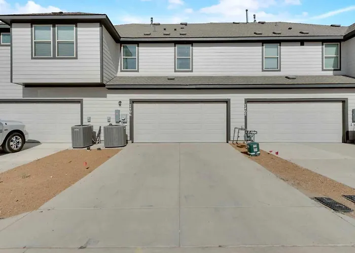 3bd Townhome Tavolo Pk F Worth Fw001 *